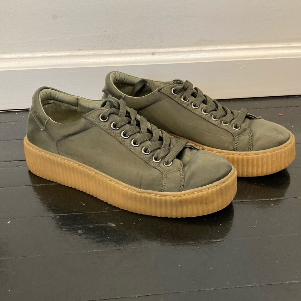 Steve Madden Sneakers